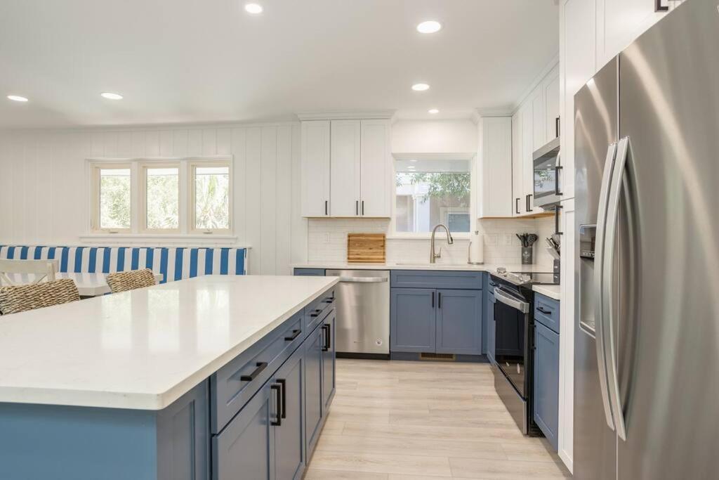 Luxury Beach House - 2Min Walk To Beach - Private Pool - Group & Dog Friendly Hilton Head Island Exterior photo